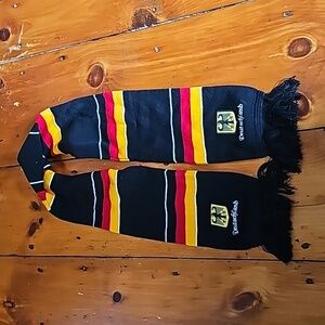 NWOT Deutschland scarf